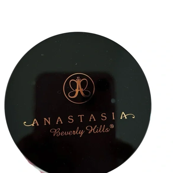 Radiant Glow Highlighter - Picture 2 of 5